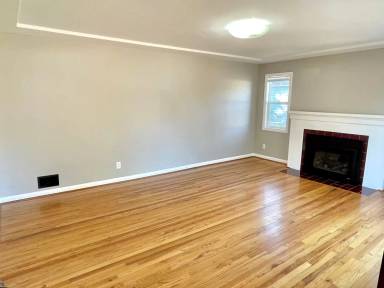 Main picture of 11534 SE Powell Ct