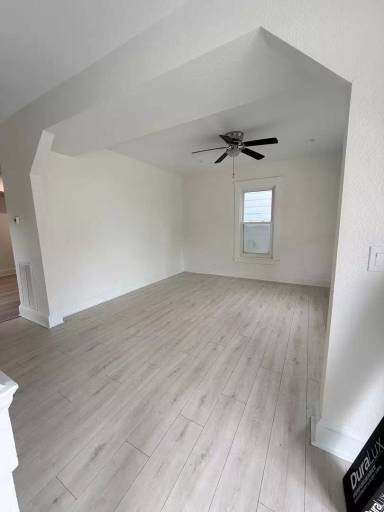 Main picture of 1004 Park Ave