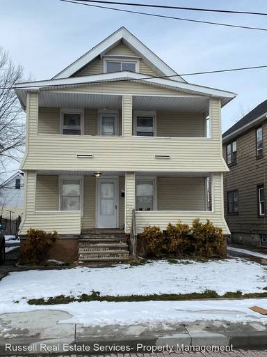 Main picture of 16609 Kipling Ave
