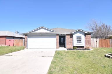 Main picture of 3905 Seahorse Dr