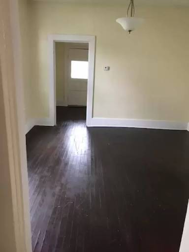 Main picture of 88 N Buena Vista St