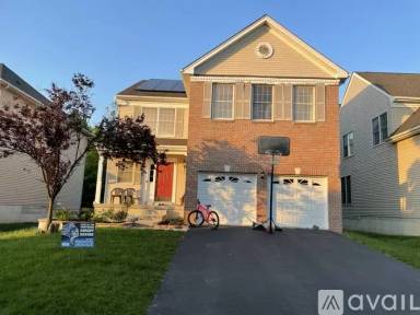Main picture of 4 Devonshire Dr
