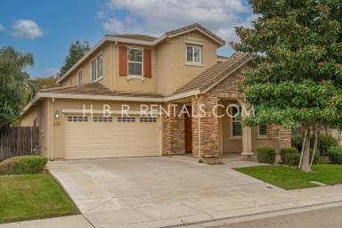Main picture of 1770 Centerpiece Ln