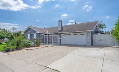 Main picture of 9682 Talbert Ave