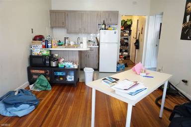 Main picture of 1120 Commonwealth Ave