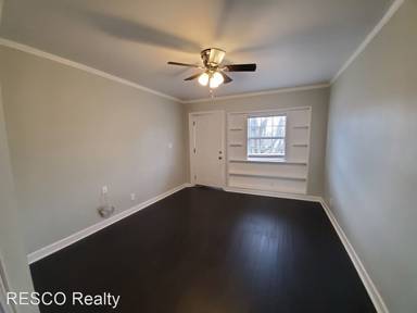 Main picture of 400 S Glenwood Ave