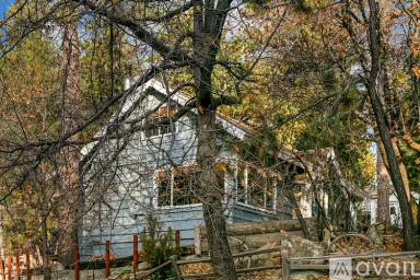 Main picture of 32332 Inadale Ct