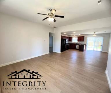 Main picture of 101 Pioneer Ct