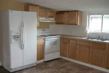 Main picture of 766 Clancy Ave NE