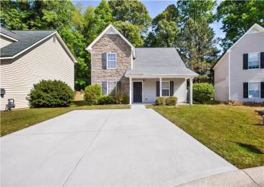 Main picture of 119 Twin Pines Ct