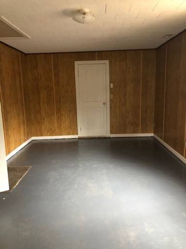 Main picture of 1214 Hillview Rd