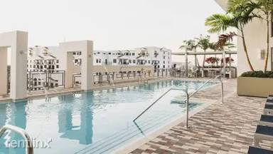 Main picture of COLONNADE AT DADELAND SE