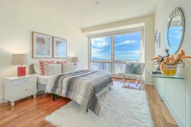Main picture of 333 Bush Street