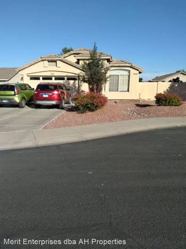 Main picture of 7215 N 76th Ave