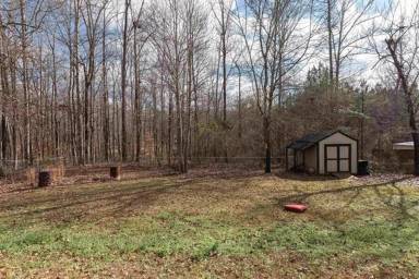 Main picture of 101 Senoia Springs Dr
