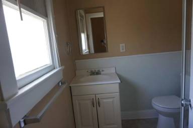 Main picture of 105 Quincy St
