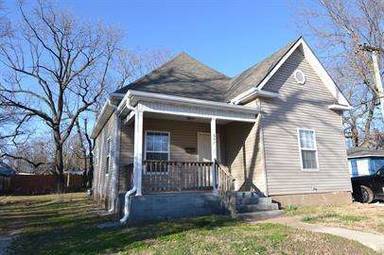 Main picture of 647 W Central St
