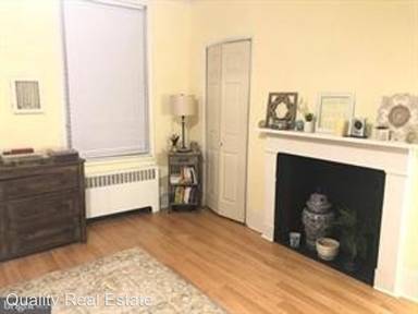 Main picture of 1234 Pine St