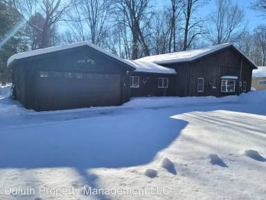 Main picture of 3156 Maple Dr