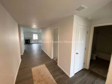 Main picture of 5882 W Lujack Way