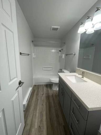 Main picture of 5900 Soundview Dr