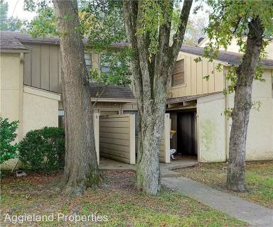 Main picture of 4403 Carter Creek Pkwy