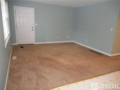 Main picture of 2771 Whitney Ave