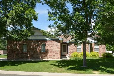 Main picture of 1864 Blue River Dr