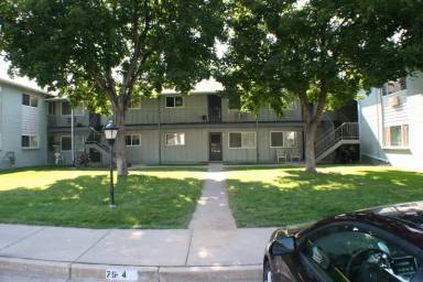 Main picture of 2525 S Sheridan Blvd