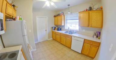 Main picture of 1112 Thurston St