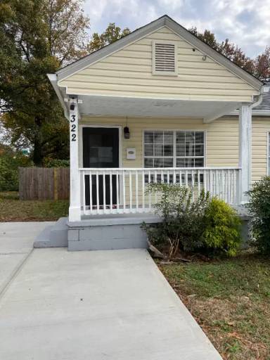 Main picture of 322 Enota Pl SW