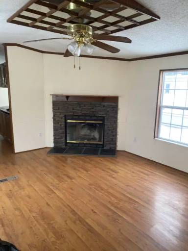 Main picture of 15 Second St