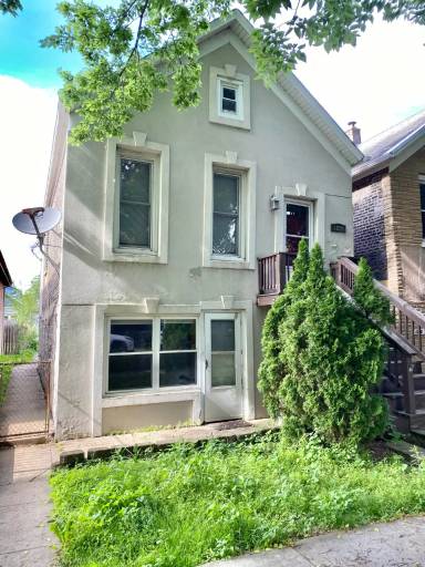 Main picture of 1228 W 33rd St