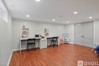 Main picture of 6421 S Kings Hwy