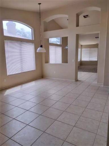 Main picture of 8425 W Paradise Dr