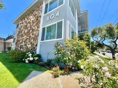 Main picture of 804 Main St