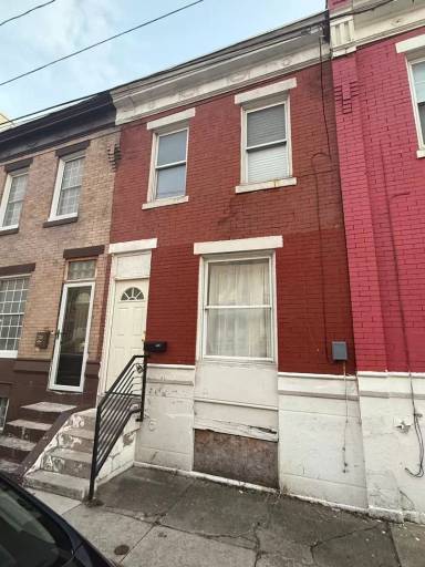 Main picture of 2138 McClellan St
