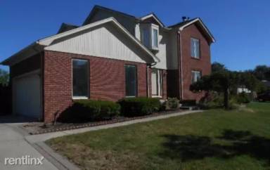 Main picture of 2149 Camelot Dr