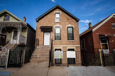 Main picture of 2030 W. 21st St.