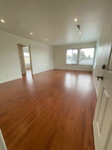 Main picture of 8079 Greenridge Dr