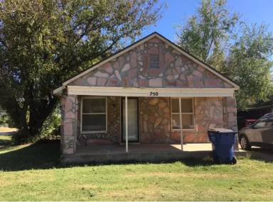 Main picture of 250 N O Ave