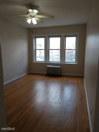Main picture of 2835 W Cullom Ave