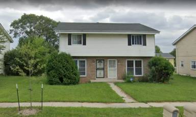Main picture of 6414 N 107th St
