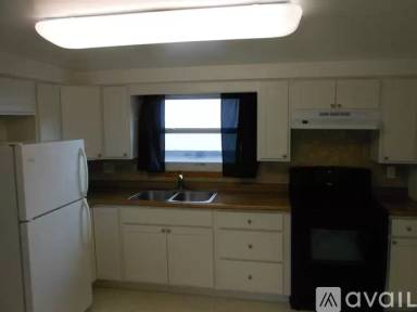 Main picture of 1640 E Pleasant Valley Blvd