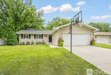 Main picture of 3608 11th St S