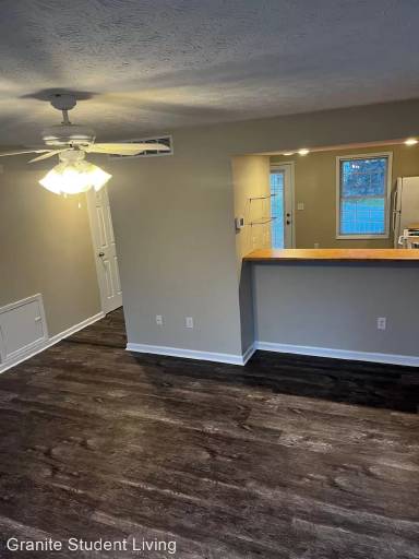 Main picture of 1265 S Cobble Creek Cir