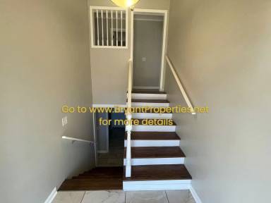 Main picture of 1701 Turner St