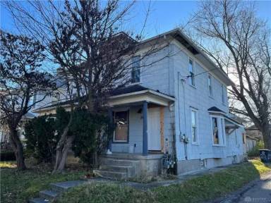 Main picture of 22 E Parkwood Dr