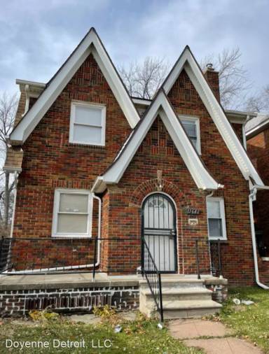 Main picture of 11641 Faust Ave