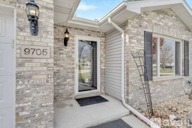 Main picture of 9705 W 134th Pl